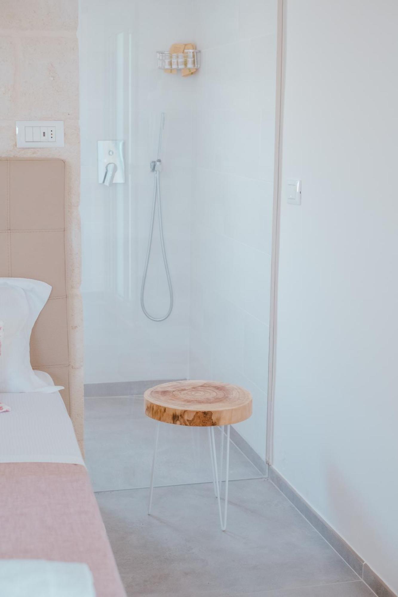 Iconica Luxury Suites Алберобело Екстериор снимка