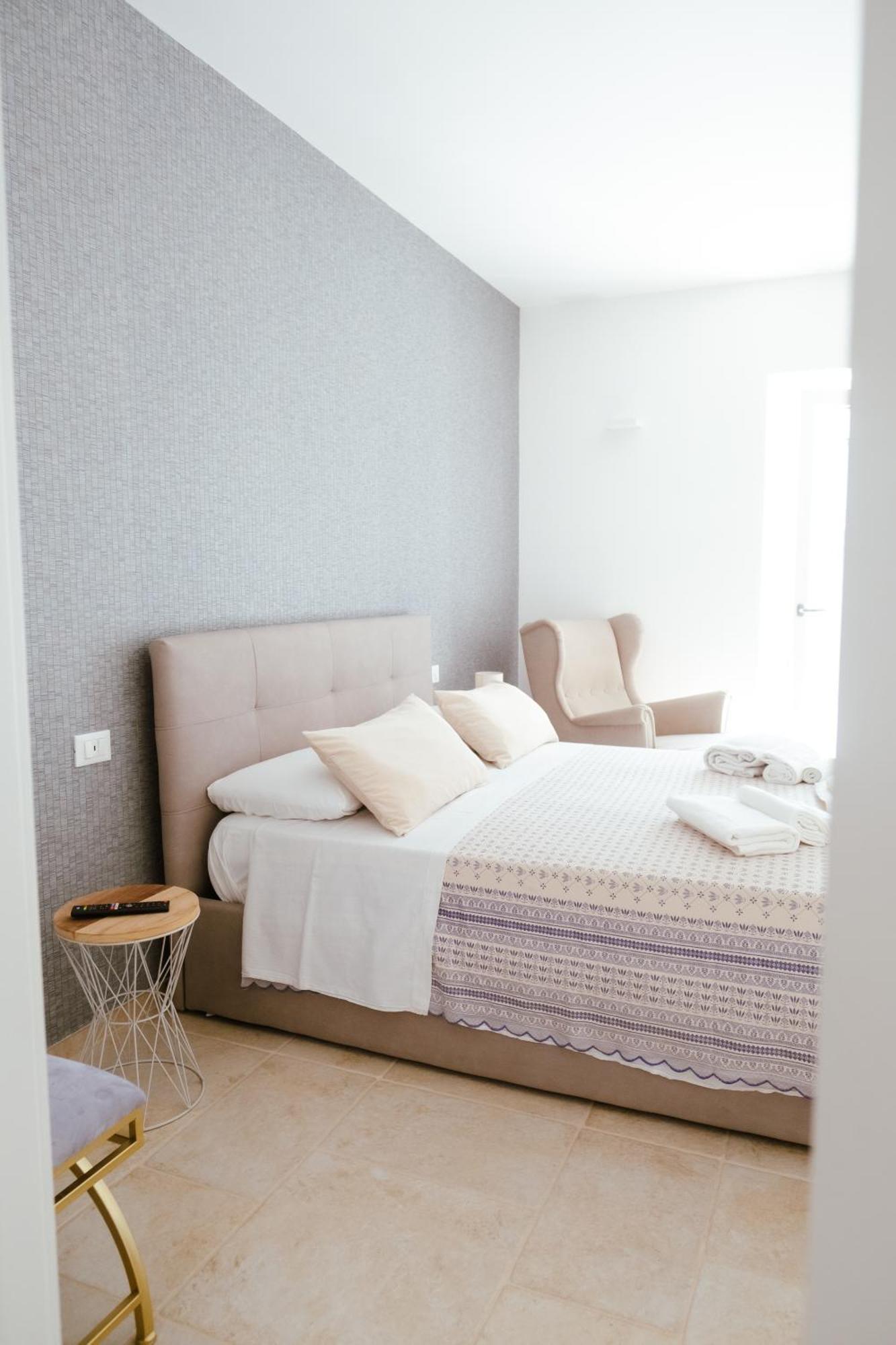 Iconica Luxury Suites Алберобело Екстериор снимка