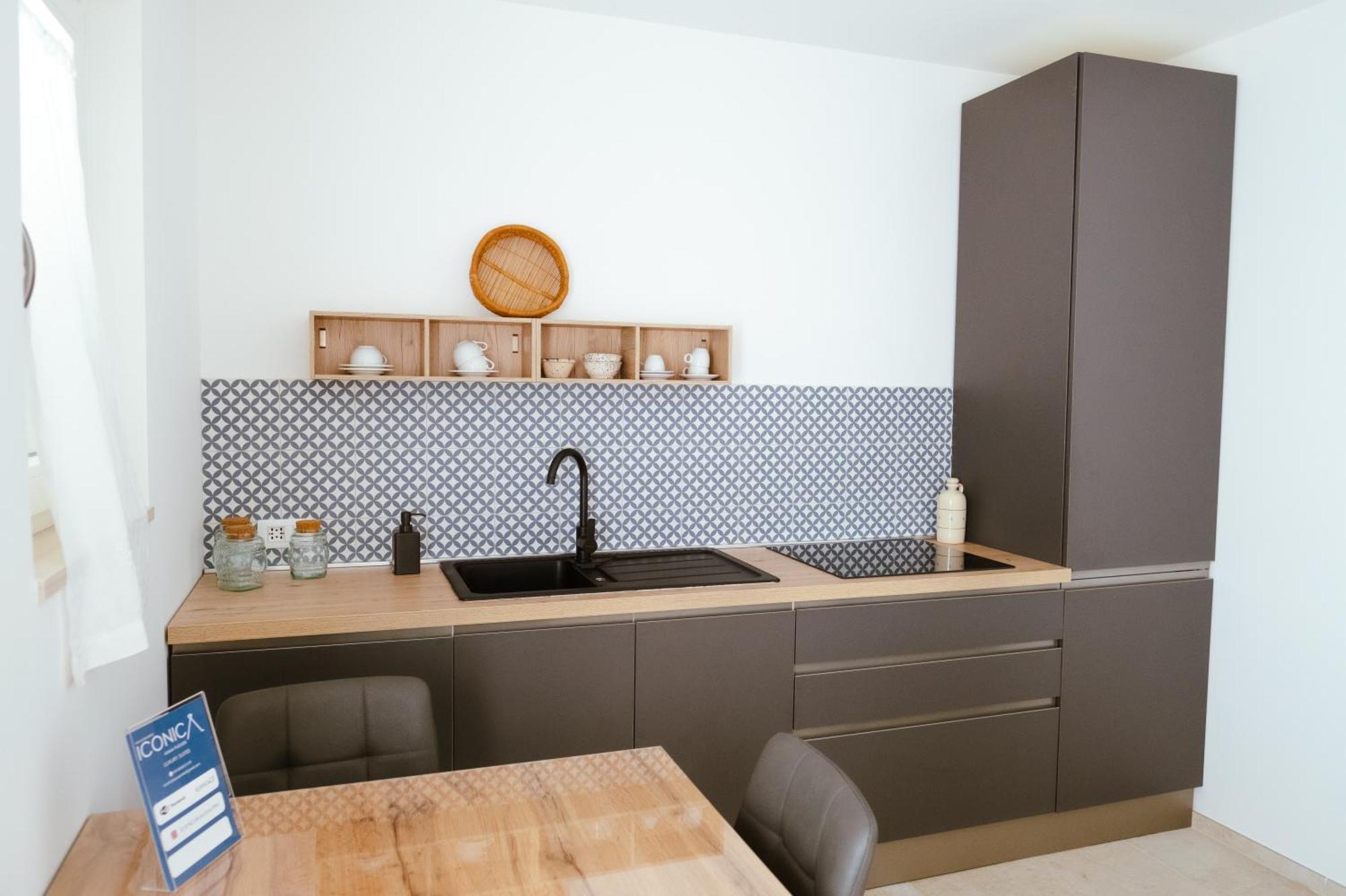 Iconica Luxury Suites Алберобело Екстериор снимка